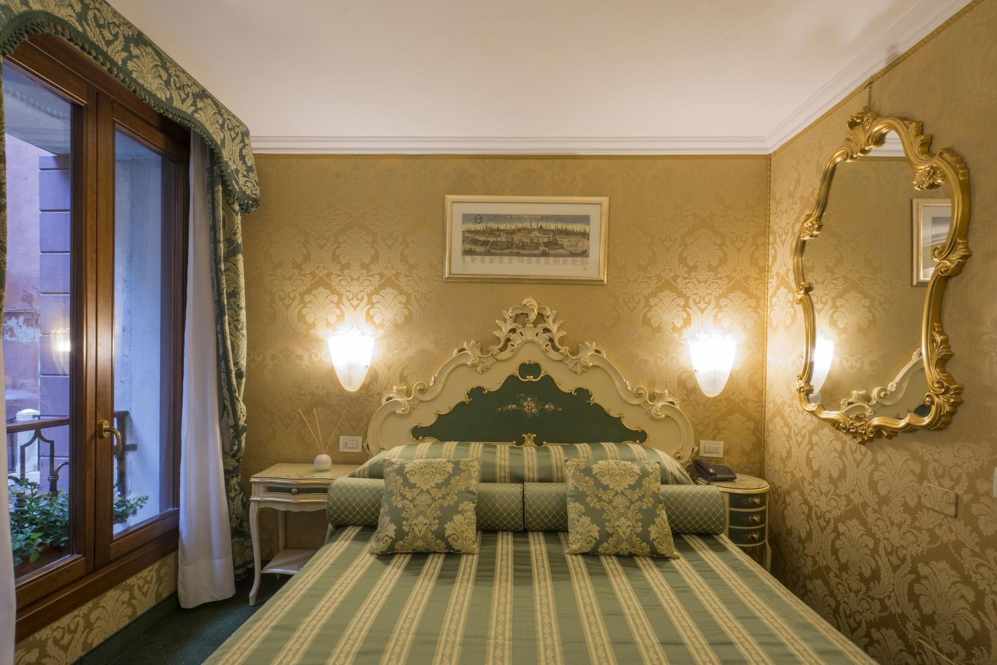 Hotel Becher Venedig Exterior foto