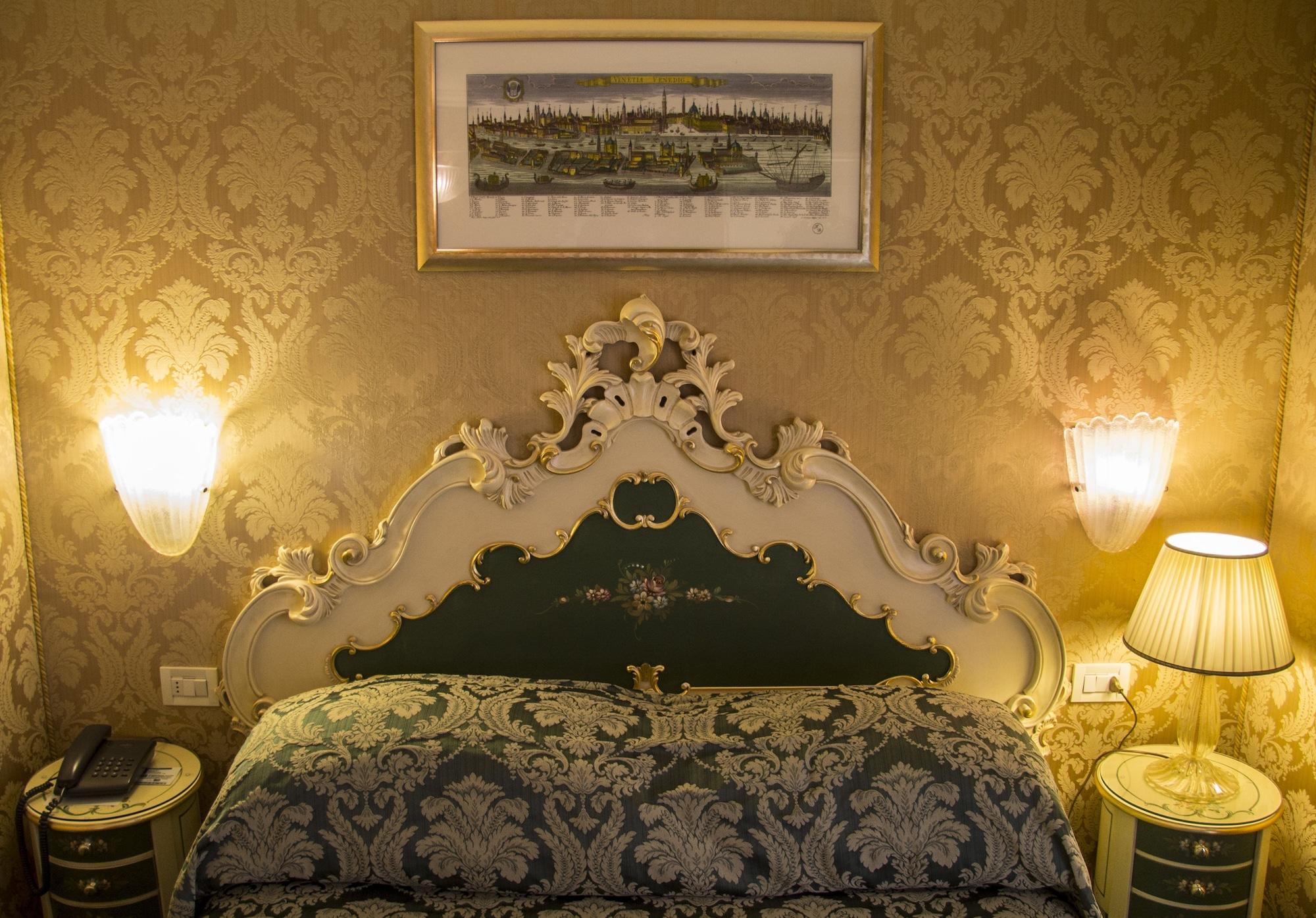 Hotel Becher Venedig Exterior foto