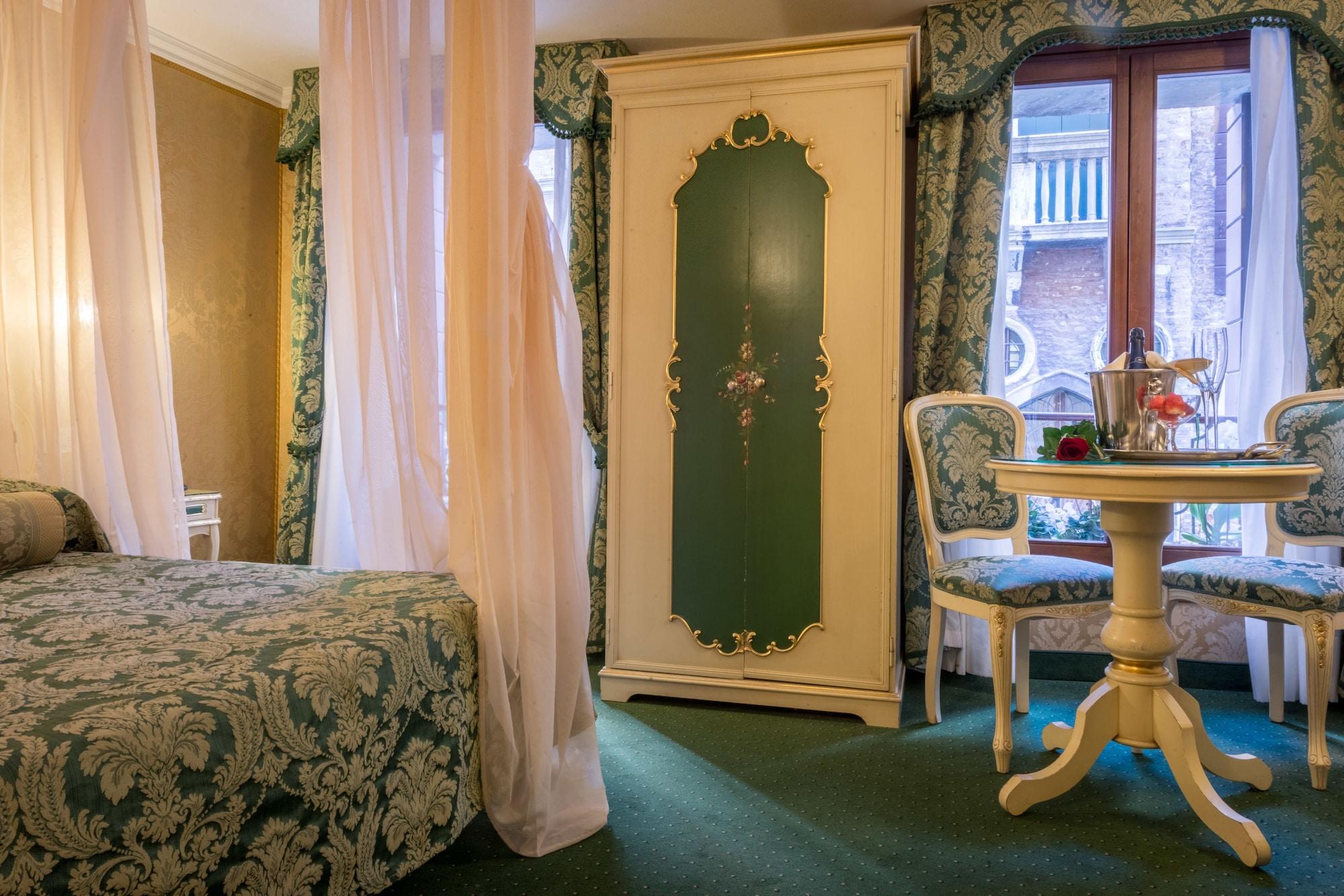 Hotel Becher Venedig Exterior foto